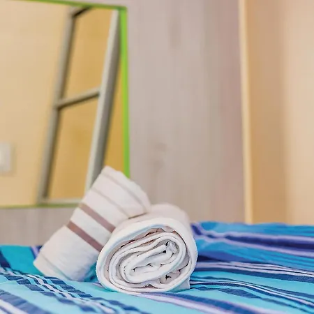 Beautiful In With Wifi Apartment