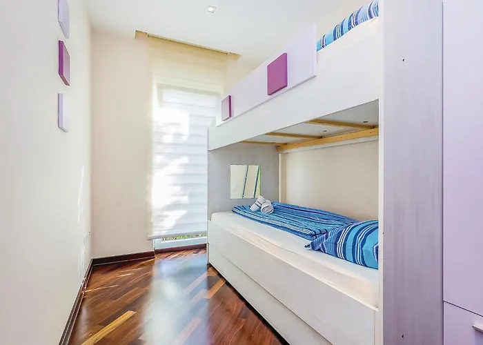 Cozy In With Wifi Apartment
